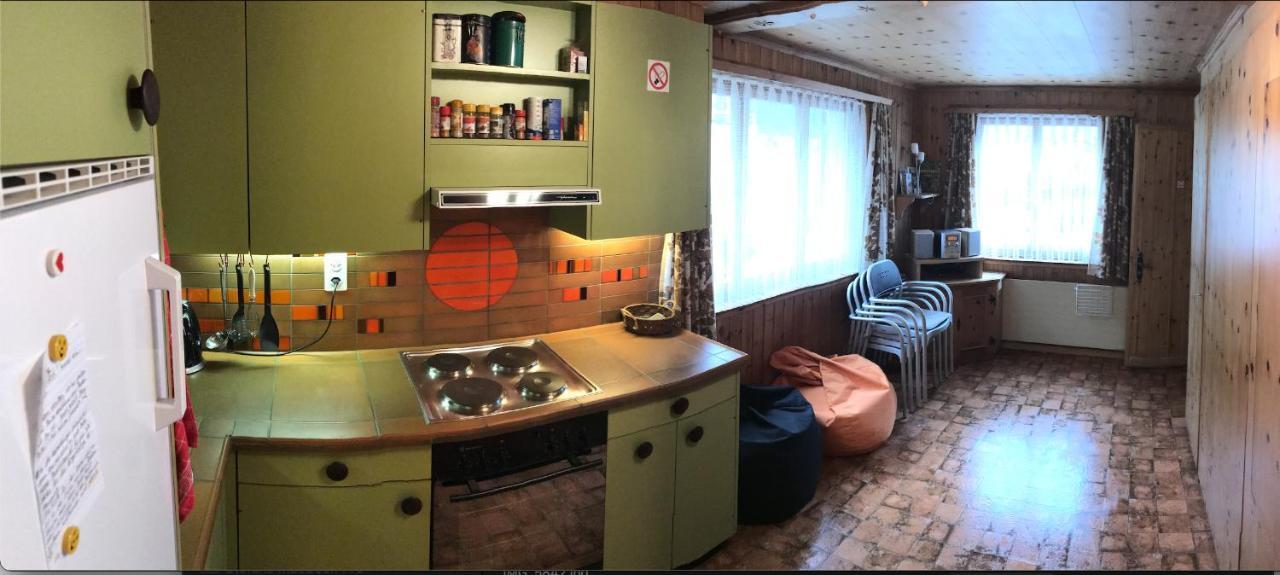 Ferienwohnung Im Chalet Boubou Wiler エクステリア 写真